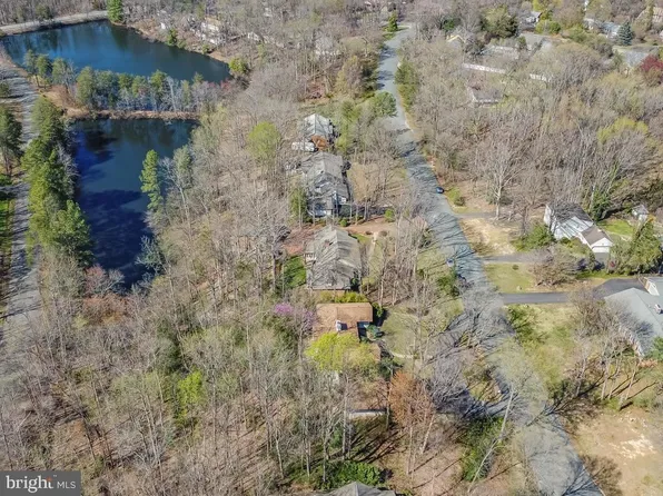 107 Goodloe Dr, Fredericksburg, VA 22401