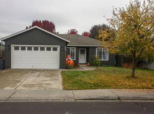3870 Strawberry Flds, White City, OR 97503