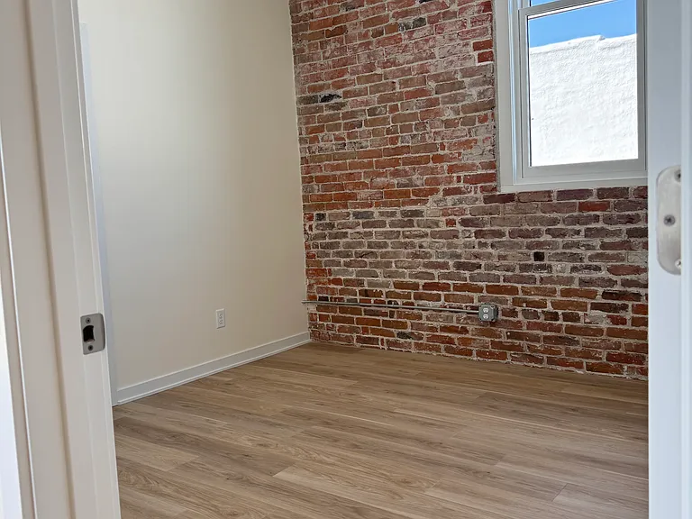 900 Central Ave #205 — Photo 15