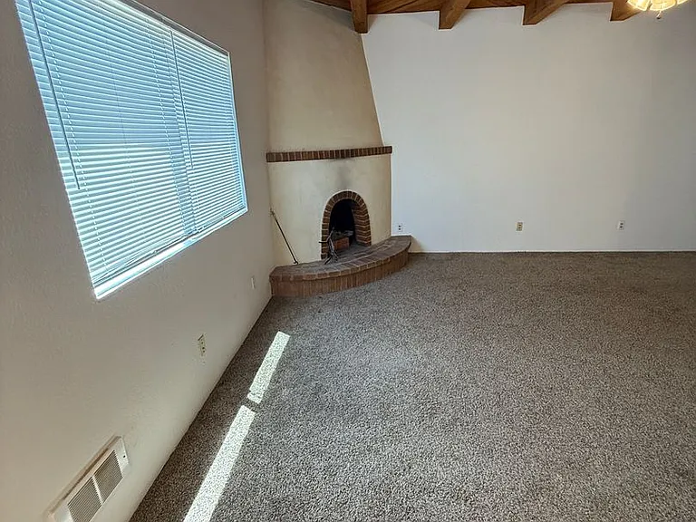 6529 Justin Ln — Photo 16
