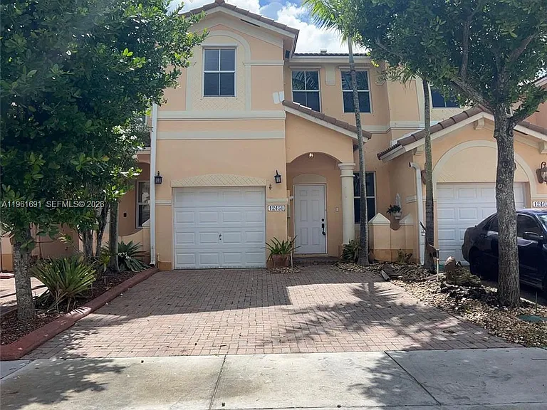 12458 SW 125th Ter #12458 — Photo 1