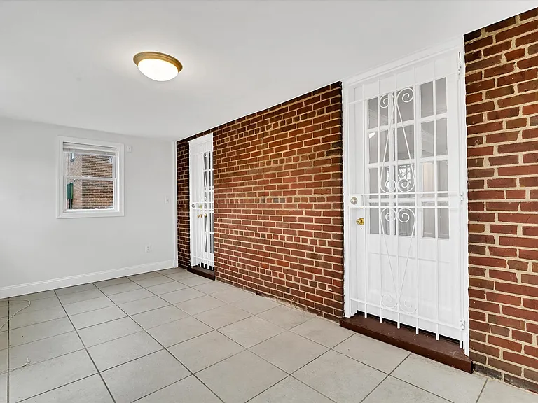 1002 Chillum Rd — Photo 20