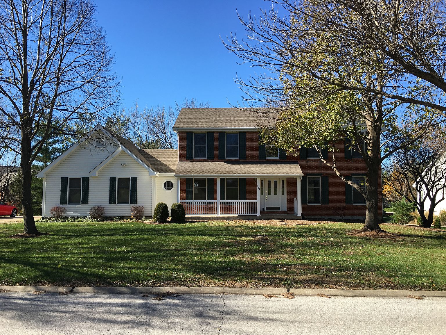 1104 S Charlemagne Dr, Lake Saint Louis, MO 63367 Zillow