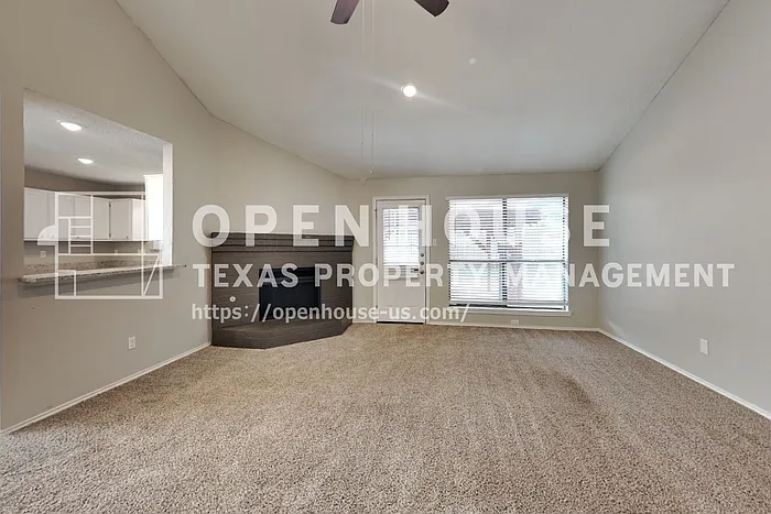 3 bed, 2.0 bath, 1475 sqft, $2,295 — Photo 3