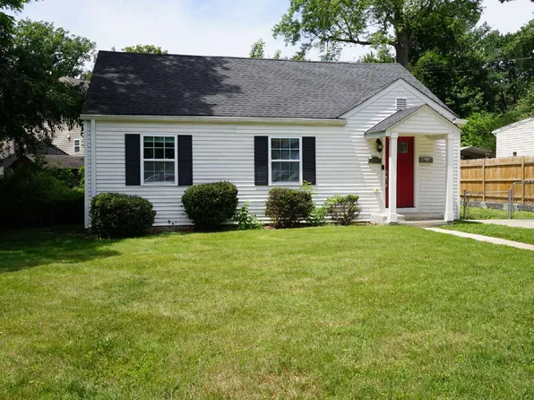 2006 Griffith Rd, Falls Church, VA 22043
