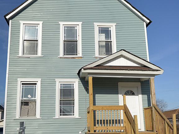 2nd image of 632 S 13th Ave