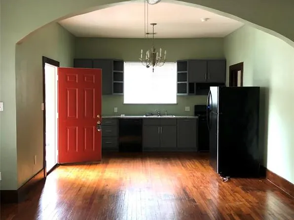 718 Boundary St #B, Houston, TX 77009