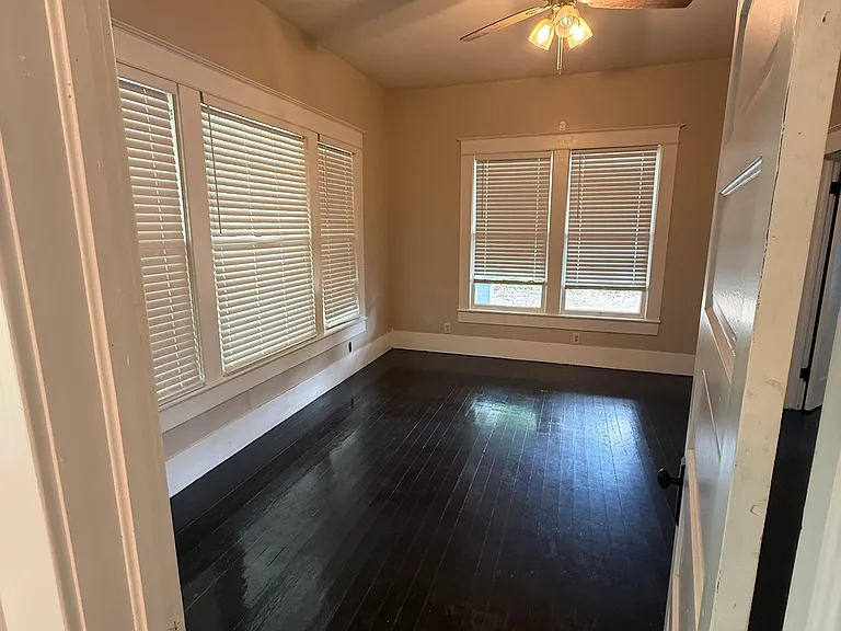 503 Jefferson St — Photo 6