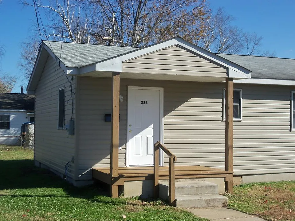 238 Hollingsworth Mnr