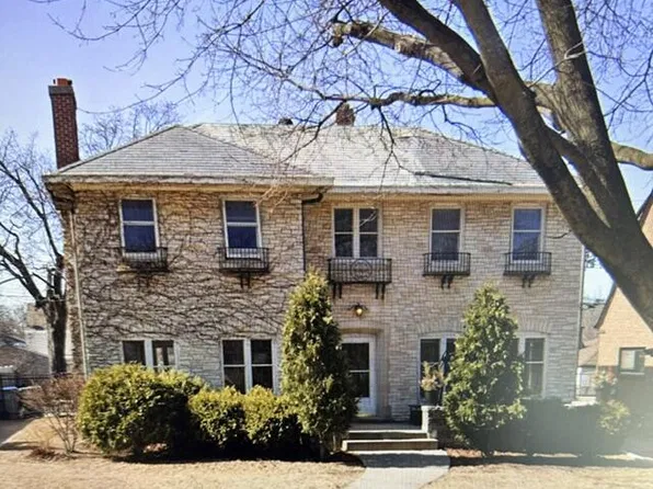 2825 S 43rd STREET, Milwaukee, WI 53219