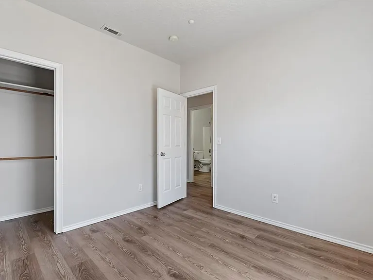 727 Stampede Ct #2A — Photo 20