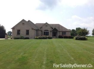 2374 Woodland Trl, Auburn, IN 46706