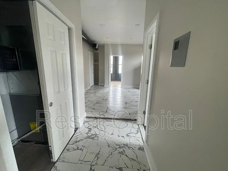 26 Elizabeth Ave #13 — Photo 2