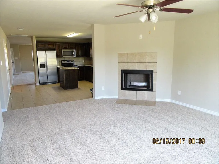 1725 Fairway Dr — Photo 6