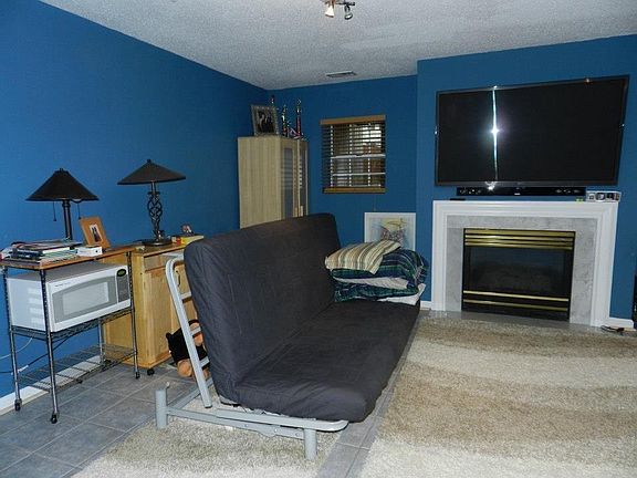 Bsmnt no longer blue