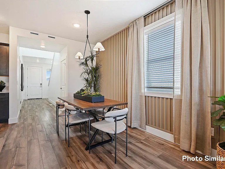1748 N Big Star Ave — Photo 9