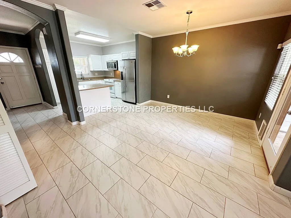 1454AND - 1 — Photo 2
