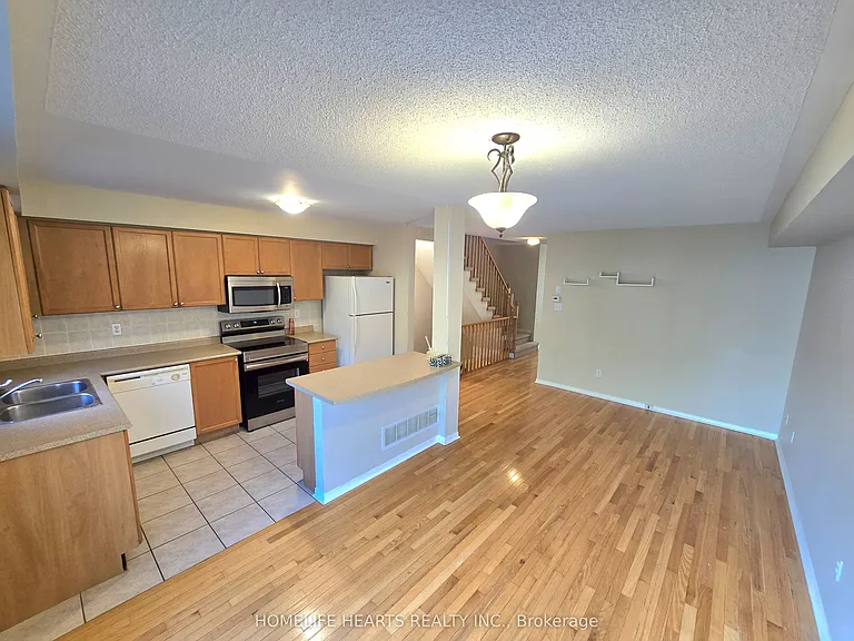 3150 Erin Centre Blvd #96 — Photo 3