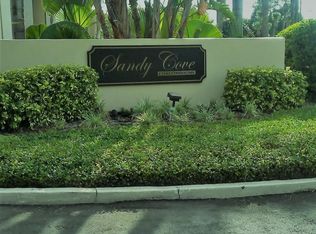 570 Orange Dr APT 53, Altamonte Springs, FL 32701