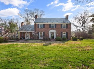 1800 Deer Creek Ln, Saint Louis, MO 63124