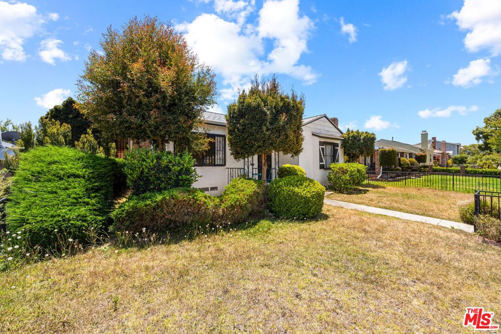 2530 W 154th St, Gardena, CA - More