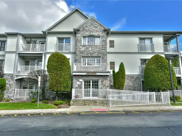 30 N De Baun Avenue #201, Suffern, NY 10901