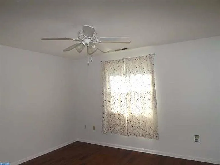 111 Ravens Crest Dr — Photo 5