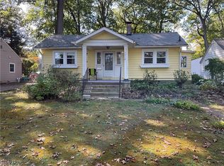 1312 Riverside Dr, Akron, OH 44310