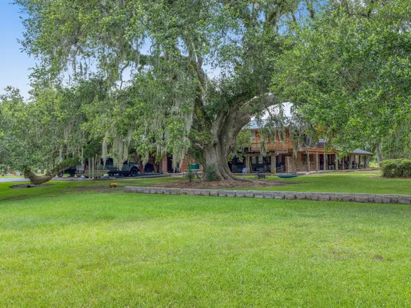 4490 Choupique Rd, Sulphur, LA 70665