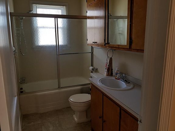 5th image of 4136 Sunset Dr