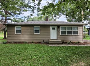 1833 Elgin St, Chesterton, IN 46304