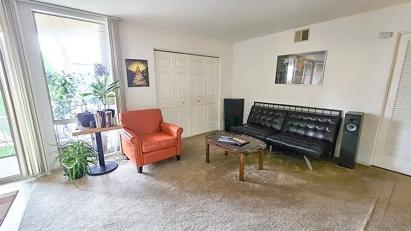 4646 Willis Ave — Photo 4