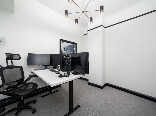 84 Washington Street image 2 of 6