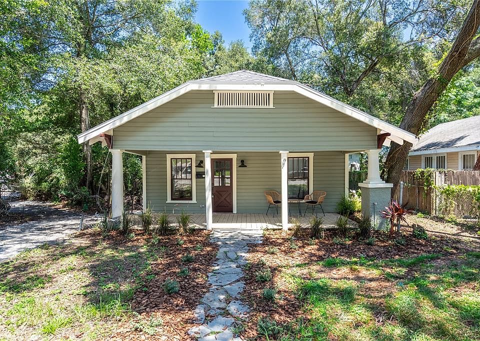 1st image of 802 E Hamilton Ave