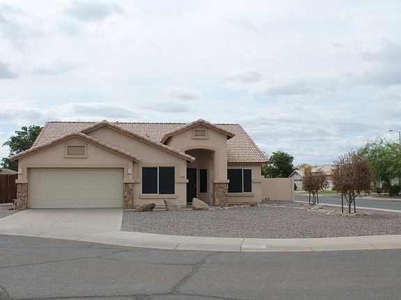 2nd image of 8527 W Cherry Hills Dr