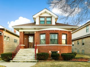 6331 W Huntington St, Chicago, IL 60646