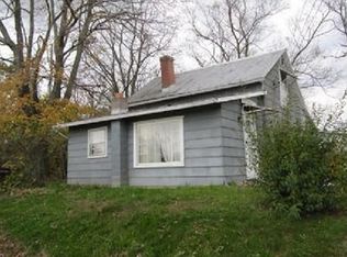 6160 Indian Run Rd NE, Pleasantville, OH 43148