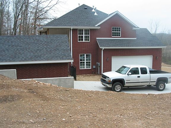 3rd image of 9140 Mountain Lake Pl