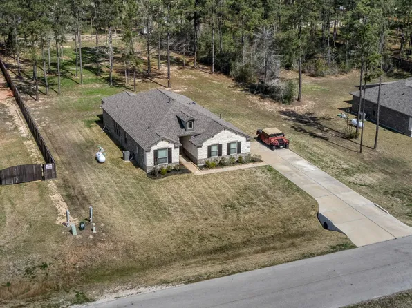 16747 Rockwall St, Conroe, TX 77303