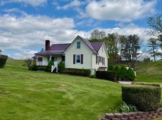 1557 Mansfield Dr, Philippi, WV 26416