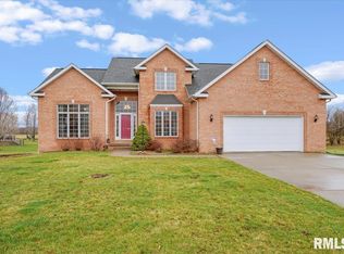 11352 Blue Oak Ln, Athens, IL 62613