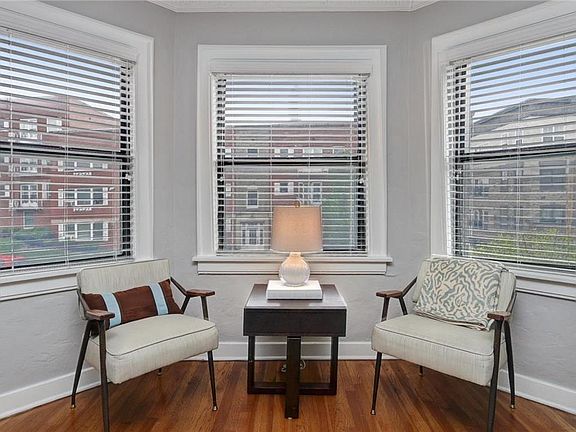 4th image of 4506 Broadway 2s St