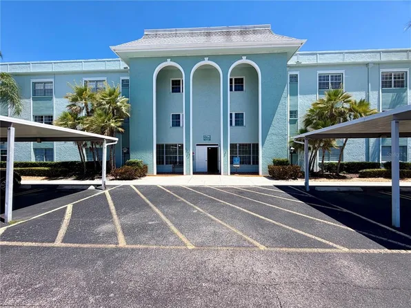 1706 Belleair Forest Dr APT 244, Belleair, FL 33756