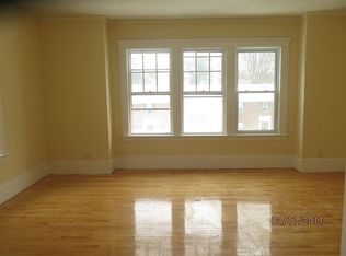 21 May St APT 3, Worcester, MA 01610