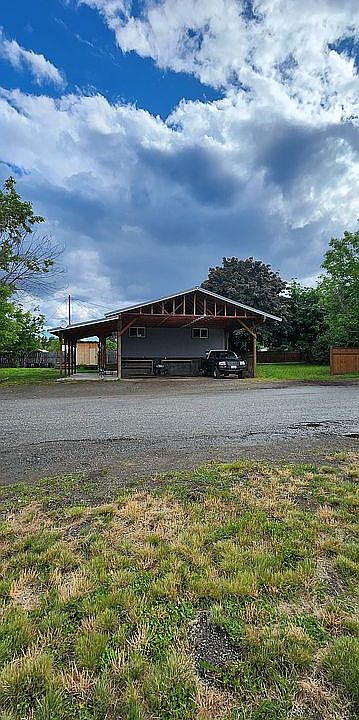 1st image of 28 Race St