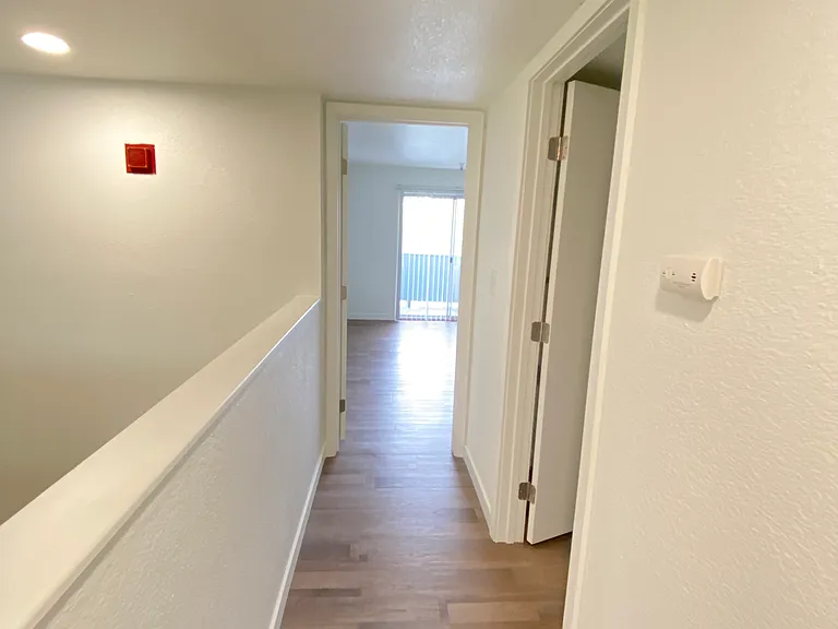 French Street Apt — Photo 28