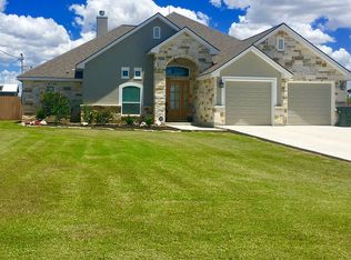 618 N Dickson St, Poth, TX 78147