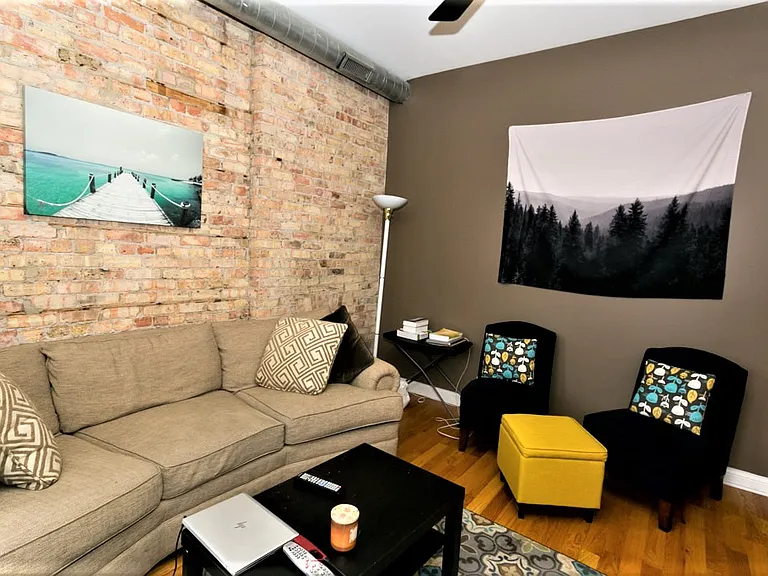 1758 W Montrose Ave #1 — Photo 7