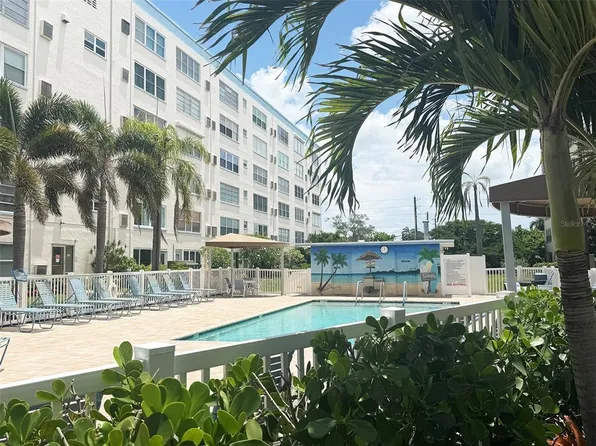 2850 59TH STREET S #205, GULFPORT, FL 33707