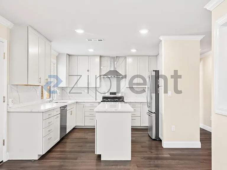 42386 Barbary St — Photo 10